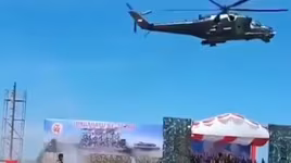 [ẢNH] Trực thăng tấn công hạng nặng Mi-35P 'thổi' sập lễ đài tại Indonesia