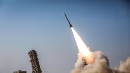 [ẢNH] Hệ thống phòng không mới của Iran có thể "vít cổ" máy bay tàng hình Mỹ?