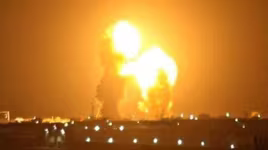 [ẢNH] Iran bất ngờ phóng tên lửa ào ạt vào căn cứ Mỹ tại Iraq rạng sáng nay