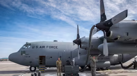 [ẢNH] Mỹ loại biên 24 "lực sĩ bay" C-130H, cơ hội cực tốt mua lại chúng