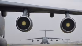 [ẢNH] "Lực sĩ bay" Y-20 thể hiện uy lực tại Vũ Hán, Trung Quốc