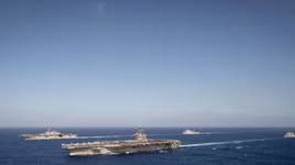 [ẢNH Hàng không mẫu hạm, tuần dương và khu trục Mỹ trên Biển Đông