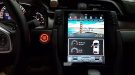 [ÀNH] Bất ngờ khi màn hình cảm ứng trên ôtô làm gia tăng các vụ tai nạn