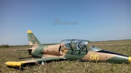 [Info] Máy bay L-39 Nga lao xuống đất, phi công tử nạn