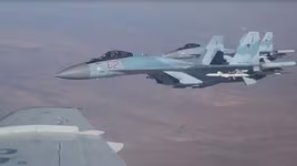 [ẢNH] Loại tên lửa sát thủ mà Su-35 mang theo khi áp sát "thần biển" P-8A Mỹ