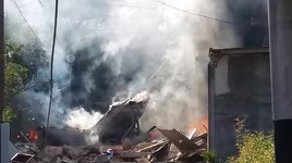 [Info] Chiến đấu cơ BAE Hawk 209 lao vào nhà dân ở Indonesia