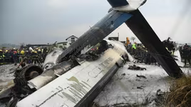 Rơi máy bay tại thủ đô Kathmandu của Nepal, tìm thấy nhiều thi thể tại hiện trường