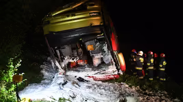 Tai nạn xe buýt tại Ba Lan, hơn 50 người thương vong