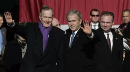 [ẢNH] Những hình ảnh quý giá về Tổng thống George Bush trước khi ra đi ở tuổi 94