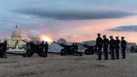 [VIDEO] Bắn 21 phát đại bác trong lễ tang cựu Tổng thống Bush