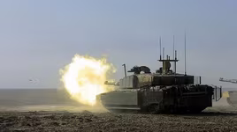 [ẢNH] Anh loại biên số lượng lớn xe tăng Challenger 2, cơ hội cho đối tác?