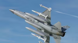 Nguyên nhân nào khiến tiêm kích JF-17 Trung Quốc giá rẻ mà vẫn "ế ẩm"?