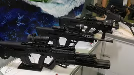 [ẢNH] Israel giới thiệu súng phóng lựu mới cho Galil ACE và TAR-21 Việt Nam