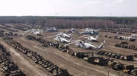 [ẢNH] Hàng ngàn phương tiện quân sự bị vứt bỏ sau thảm họa Chernobyl