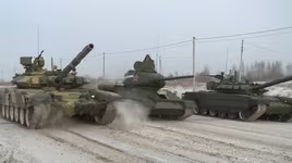 [ẢNH] "Cụ già" T-34 bất ngờ cho "trai trẻ" T-72B3 và T-90 "hít khói" trong cuộc đua đặc biệt