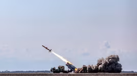 [ẢNH] Ukraine đe dọa dùng tên lửa Neptune bắn sập cầu vượt eo biển Kerch nối Nga với Crimea