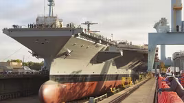 [ẢNH] Mỹ chuẩn bị hạ thủy siêu tàu sân bay hạt nhân lớp Ford thứ hai