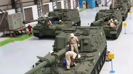 [ẢNH] Trung Quốc "giật mình" khi Ấn Độ nhận lô pháo tự hành K9 Vajra-T cực mạnh