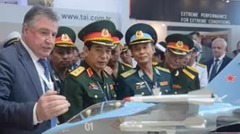 [ẢNH] Báo Nga: Việt Nam chốt đơn hàng mua 12 máy bay huấn luyện Yak-130