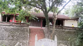 Kỳ lạ ngôi đền "xin con" ở Hải Dương