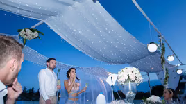 [ẢNH] Những đám cưới đình đám, xa hoa bậc nhất tại showbiz Việt