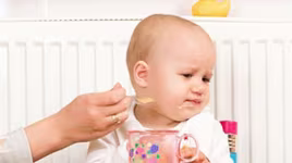 Cho trẻ ăn dặm thế nào là đúng cách?