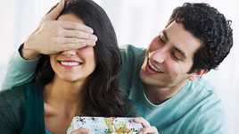 [ẢNH] Mách bạn 15 món quà 8-3 thiết thực dành tặng nàng, tặng mẹ