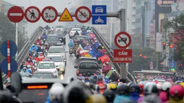 [ẢNH] "Ám ảnh" nhìn lại đường Lê Văn Lương những ngày tắc kinh hoàng