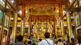 [ẢNH] Cận cảnh vẻ đẹp tráng lệ của chùa Ba Vàng