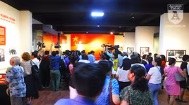 [Clip] Khai mạc phòng trưng bày 200 hiện vật, nhân kỷ niệm 129 năm ngày sinh Chủ tịch Hồ Chí Minh