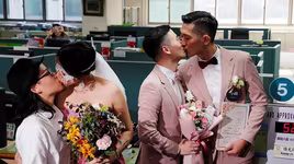 [Ảnh] Xúc động đám cưới đồng giới đầu tiên của hơn 500 cặp đôi Đài Loan