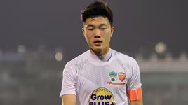 [ẢNH] Lương Xuân Trường: Từ cậu bé "chân trần" đến người hùng sân cỏ