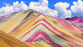 [ẢNH] Chiêm ngưỡng ngọn núi "Cầu vồng" có màu sắc sặc sỡ ở Peru