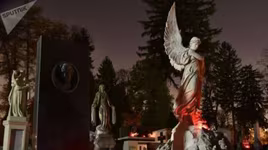 [ẢNH] Cảnh ma mị thu hút khách du lịch của những nghĩa trang cổ trên thế giới