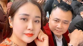 [ẢNH] Cuộc sống bình yên của NSND Tự Long bên người vợ tài sắc