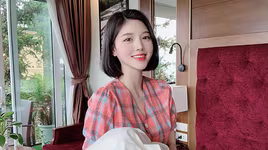 [ẢNH] Nhan sắc ngọt ngào của cô nàng "thực thần" ăn uống liên tục vẫn giữ dáng thon thả