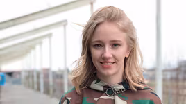 [ẢNH] Nhan sắc thay đổi của "thiên thần Đan Mạch" sau 6 năm nổi tiếng