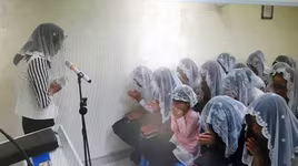 Danh tính người truyền đạo ‘Hội Thánh Đức Chúa Trời’ bị phát hiện cùng 20 lọ ‘nước thánh’