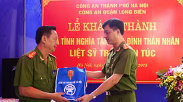 Tặng nhà tình nghĩa cho thân nhân liệt sỹ Trần Văn Túc