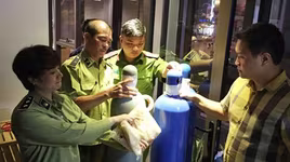 Phát hiện hàng trăm cơ sở kinh doanh chứa "bóng cười"