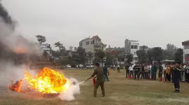 Gần 300 dân phòng tham gia tập huấn nâng cao kỹ năng dập lửa