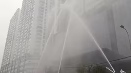 Diễn tập chữa cháy, cứu nạn người mắc kẹt trên tòa nhà cao tầng ở quận Bắc Từ Liêm