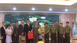 Hội thánh Tin lành Hà Nội chúc mừng ngày truyền thống CAND