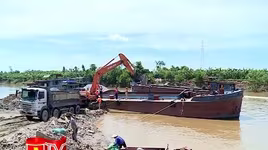 Tăng cường kiểm tra các bến bãi trung chuyển vật liệu xây dựng hoạt động không phép