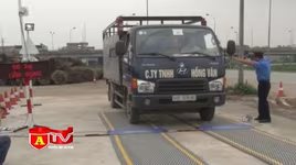 Vẫn thiếu chế tài mạnh để xử lý vi phạm trọng tải xe