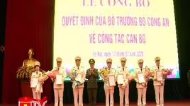 Công bố quyết định bổ nhiệm, điều động 7 chỉ huy cấp phòng và quận, huyện