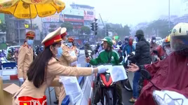 Lan toả hành động đẹp tặng khẩu trang y tế phòng chống virus corona