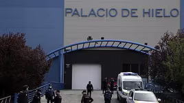 Trưng dụng sân băng làm nhà xác, Tây Ban Nha kêu gọi NATO hỗ trợ chống dịch Covid-19