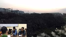 Hà Nội: Phát hiện 4 xe tải đổ chất thải trái phép ra ruộng của dân