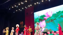 Ấn tượng cuộc thi "Cán bộ Hội phụ nữ Công an Thủ đô duyên dáng, tài năng"